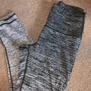 SOLD on ♍️  Aerie ombré leggings DO NOT BUY
